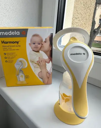 Manuálnu odsávačku materského mlieka Medela
