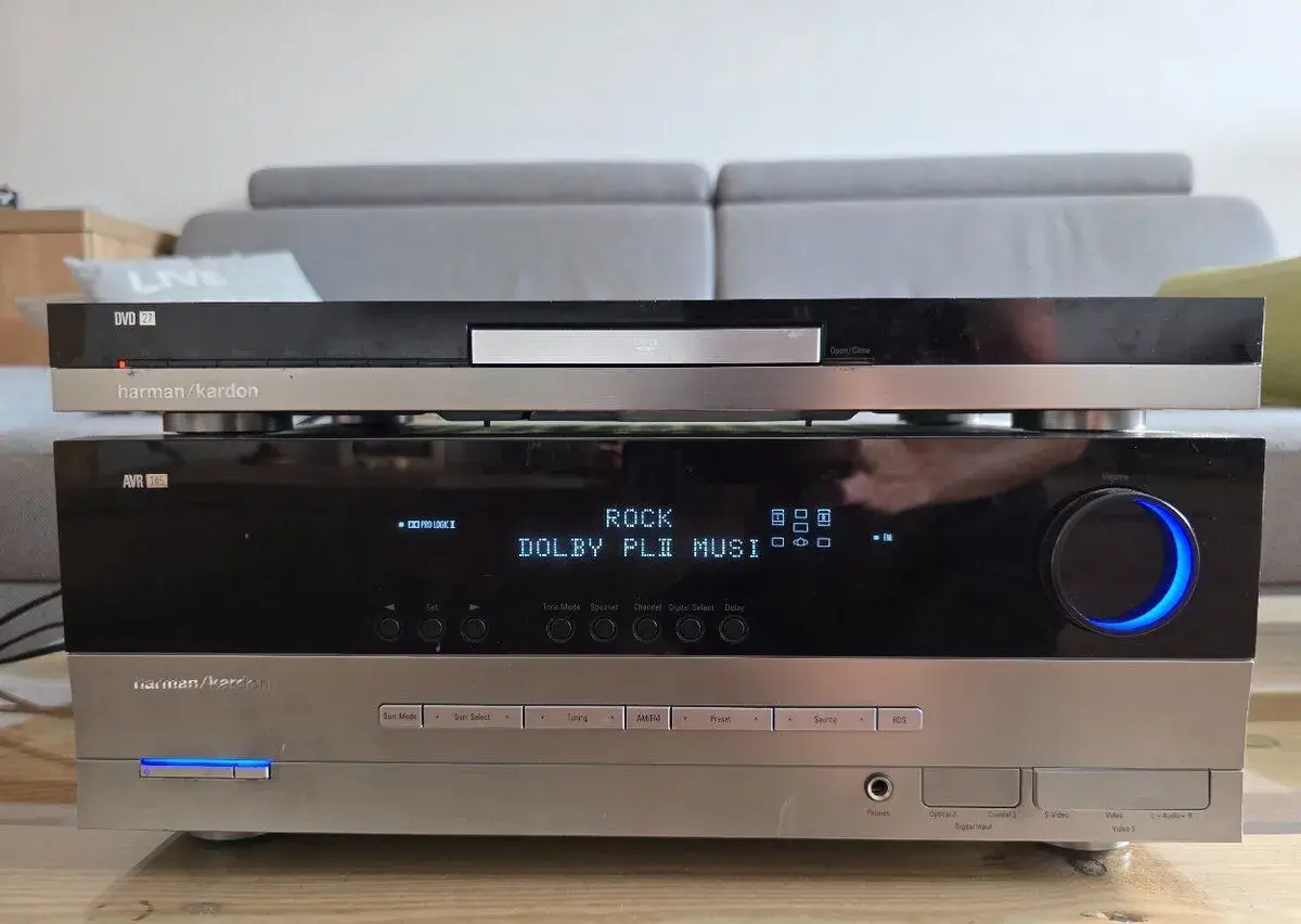 Harman Kardon receiver + DVD + 5x reproduktory