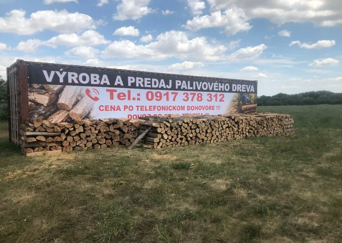 Kvalitne palivove tvrde drevo buk doprava gratis 30km