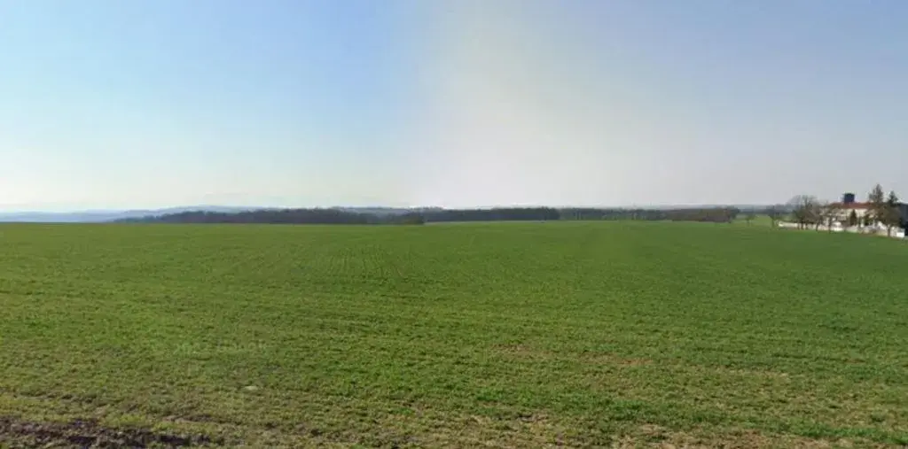 BRHLOVCE pozemok 861m2 na výstavbu rodinného domu ,Kamenný C