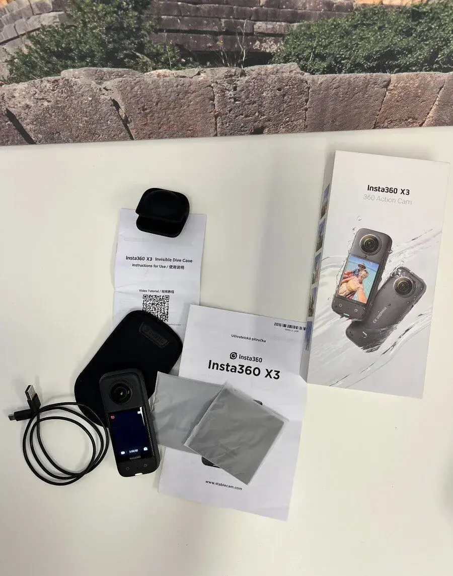 Akčná kamera Insta360 X3 s príslušenstvom
