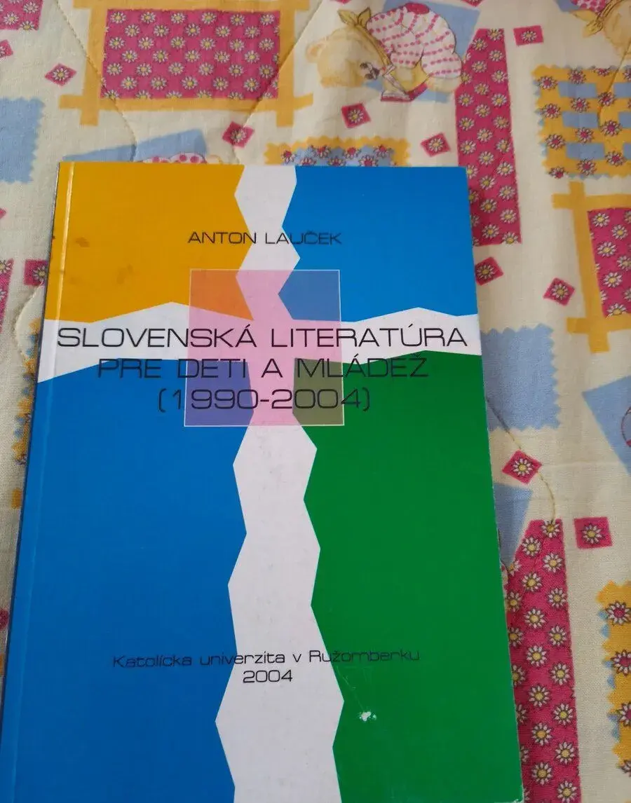 Učebnicu Slovenská literatúra pre deti a mládež