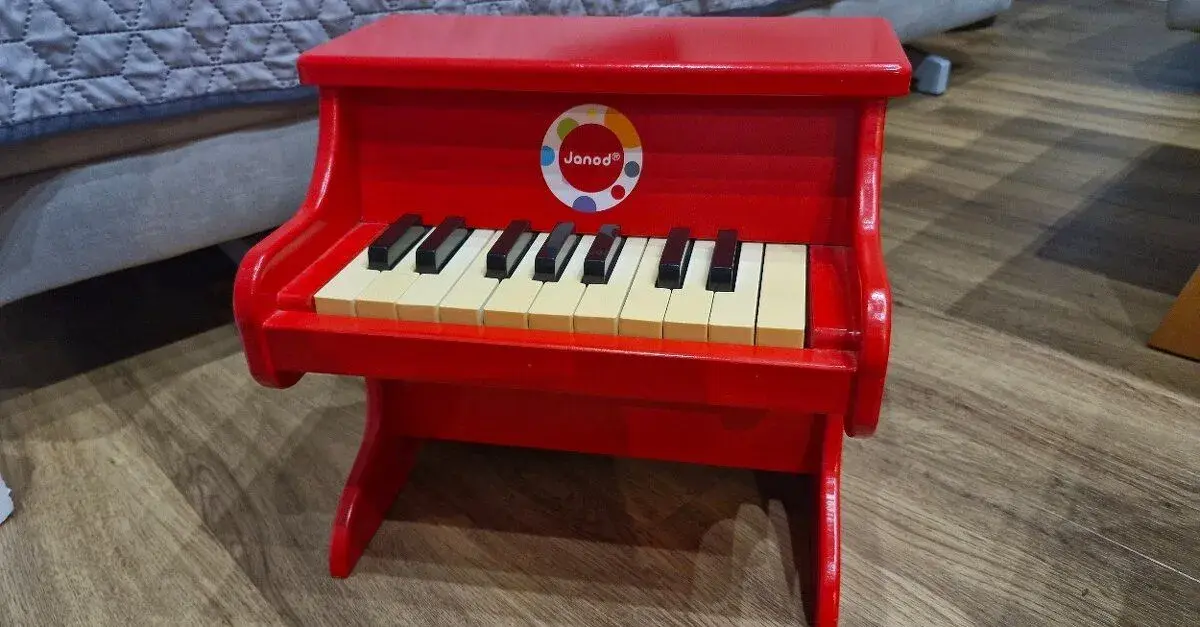 Drevene piano Janod