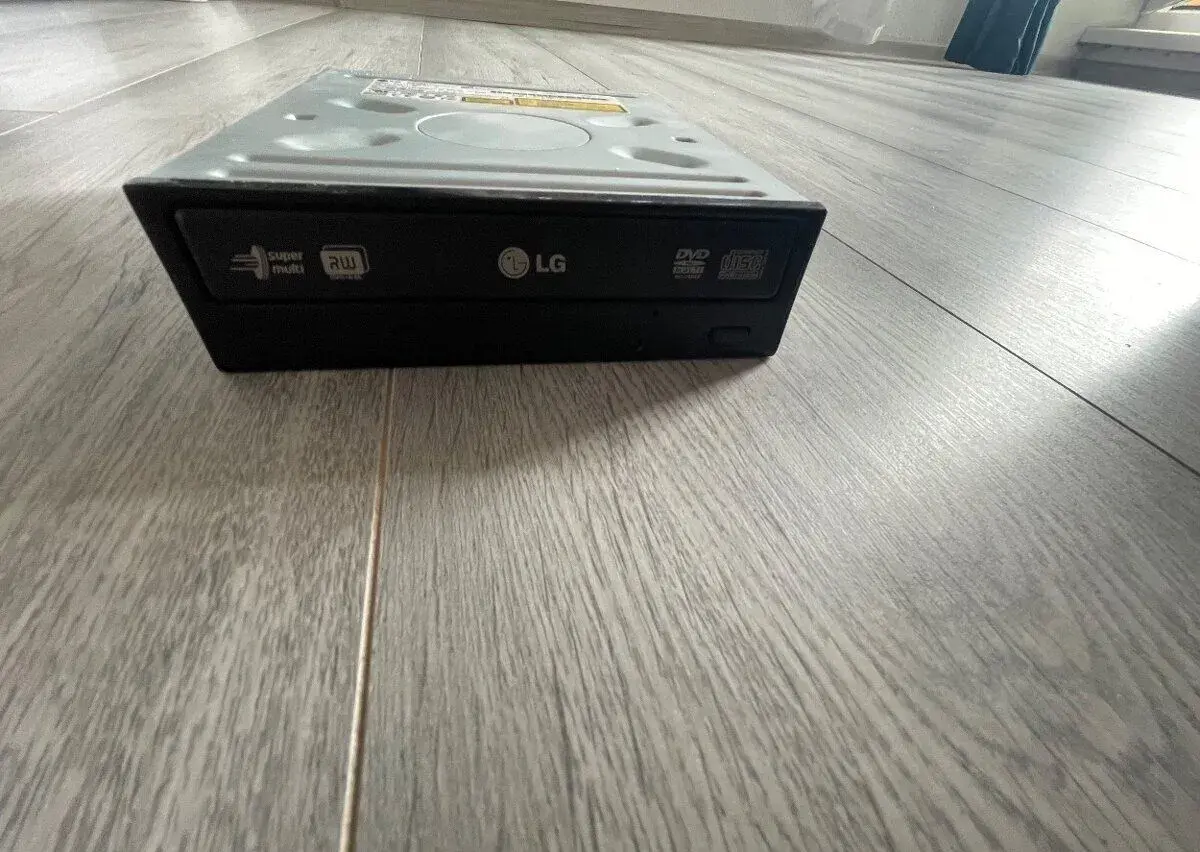 DVD mechaniku PC