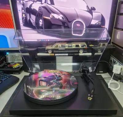 PRO-JECT Debut Pro S.prenoska Technics 270C.