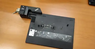 Lenovo Think Pad DOCK 2504