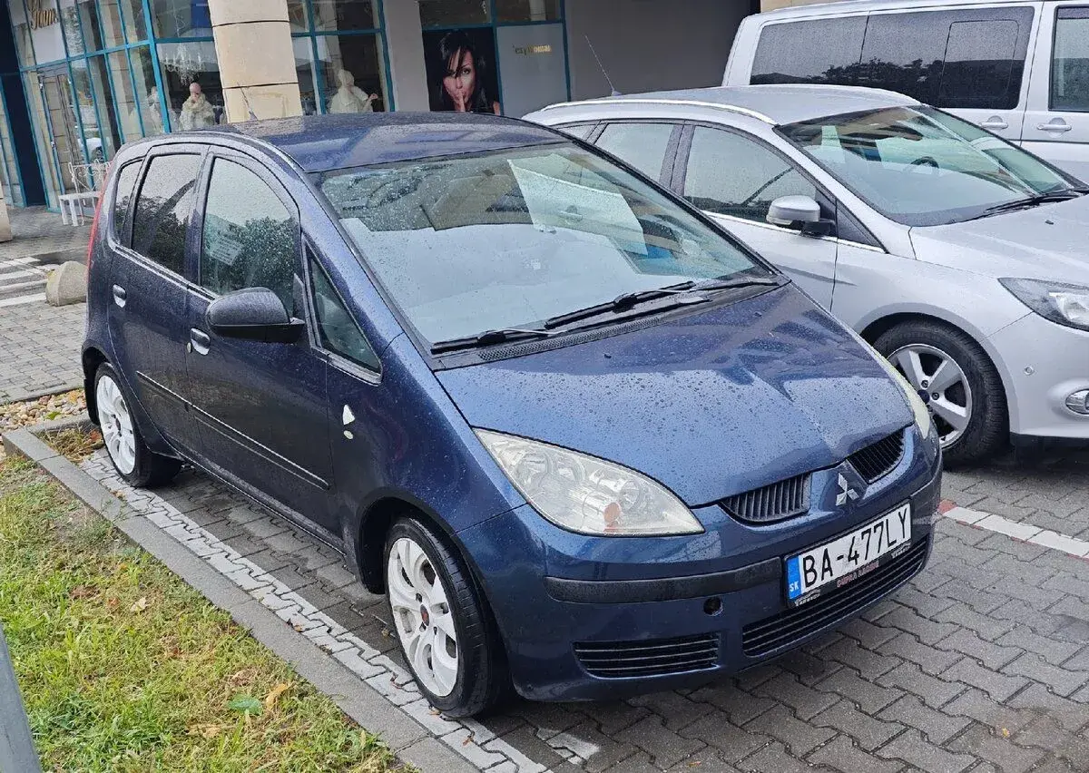 Mitsubishi Colt – 2005, 250 000 km