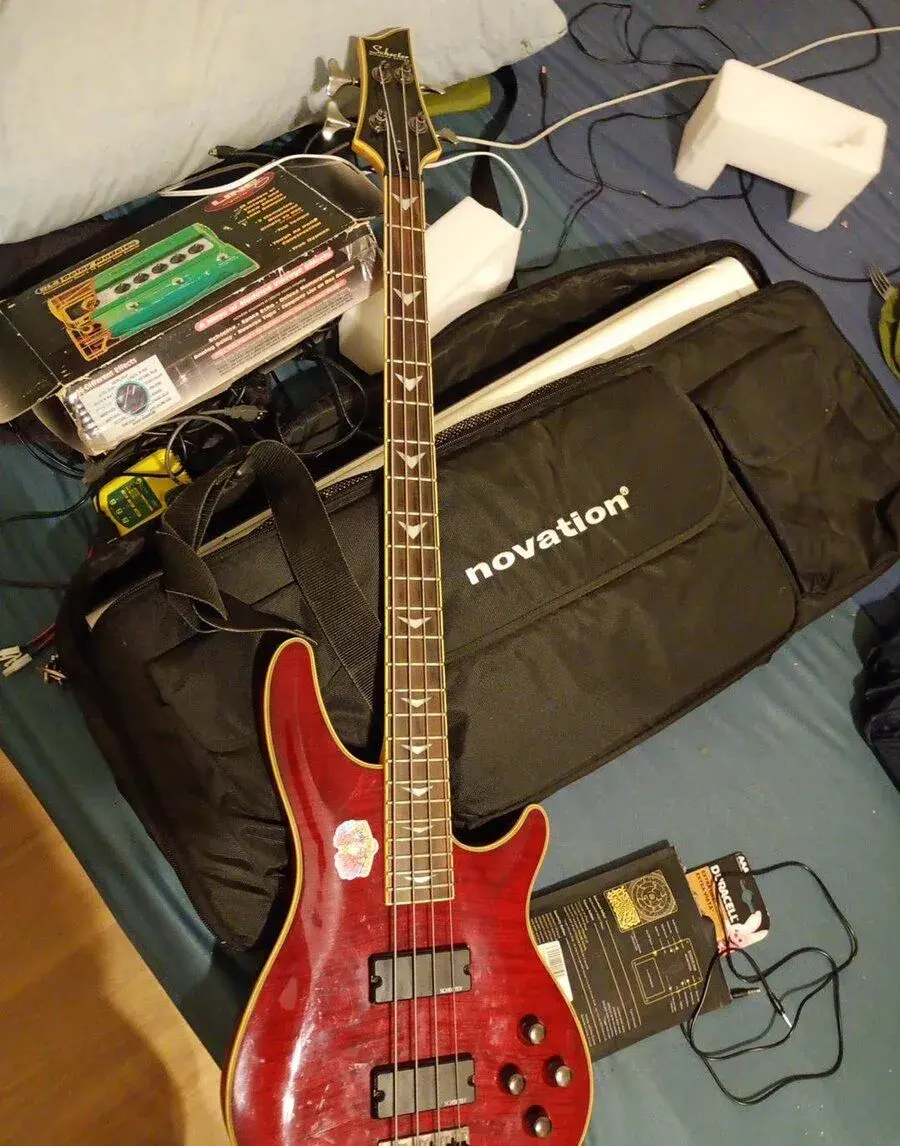 Basgitara (bassguitar 4 string)