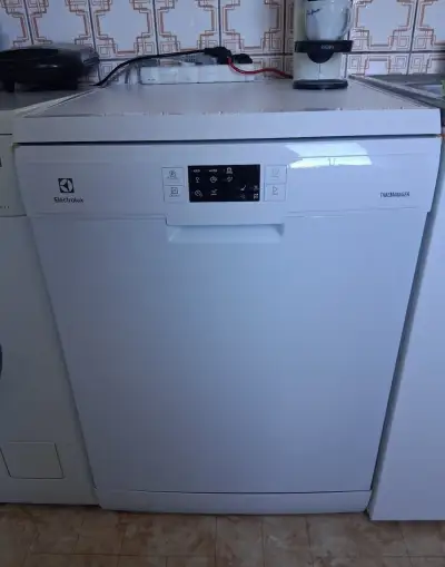 Umývačka riadu Electrolux ako nová predĺžená záruka