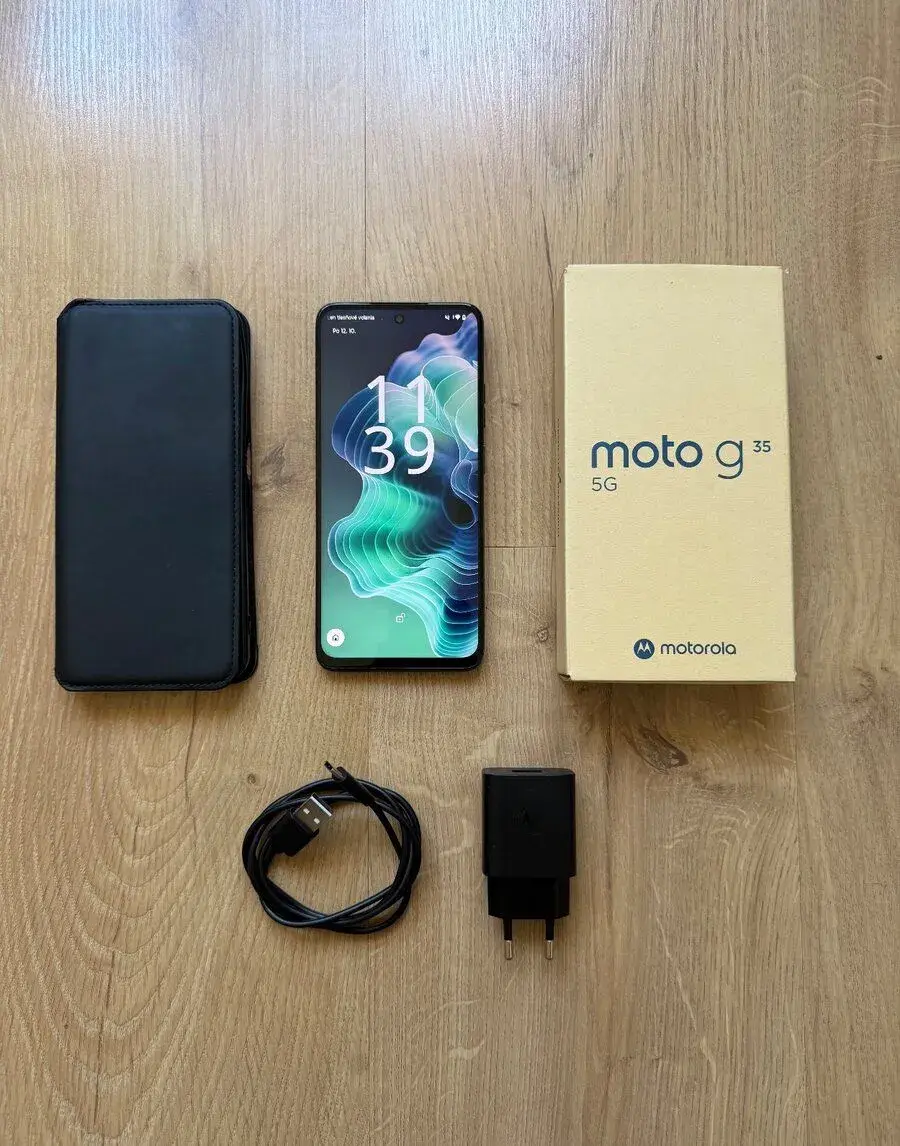 Motorola Moto G35 5G 256GB Midnight Black Polnočná Čierna