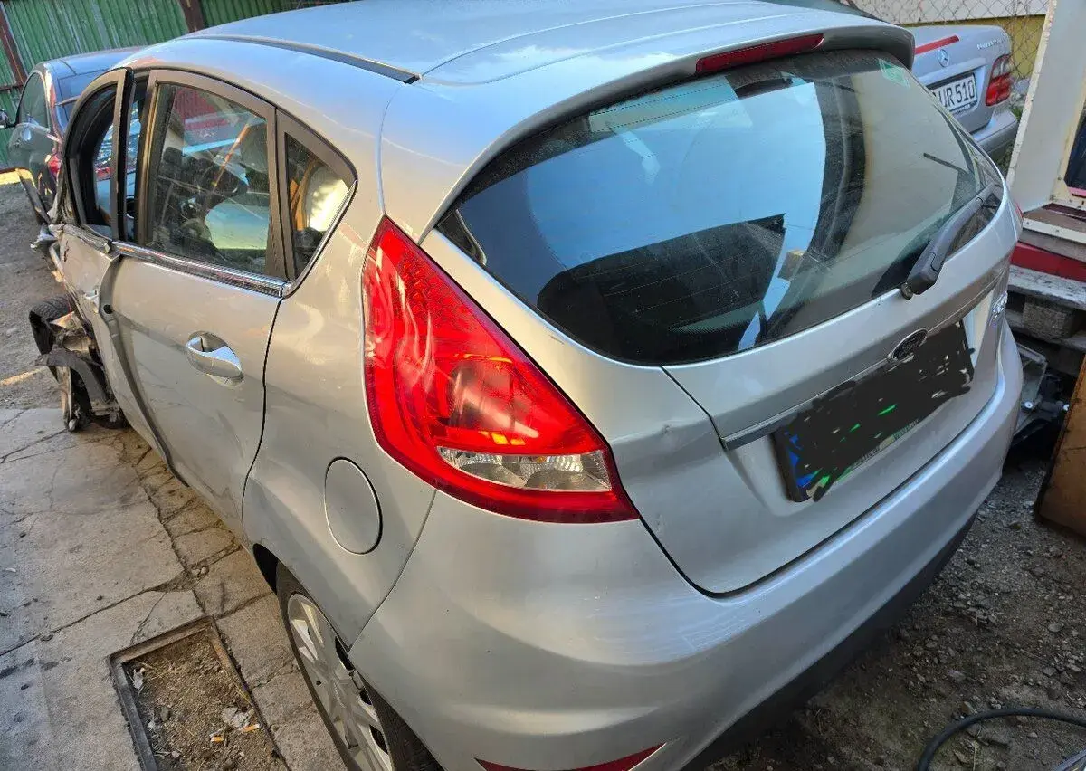 Ford Fiesta – 2009, 181 000 km