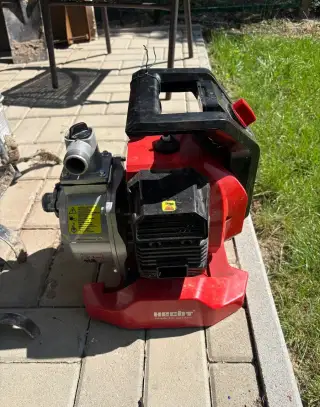 Hecht 352 benzínové cerpadlo