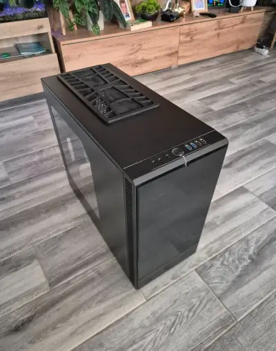 Case Fractal Design Define R4