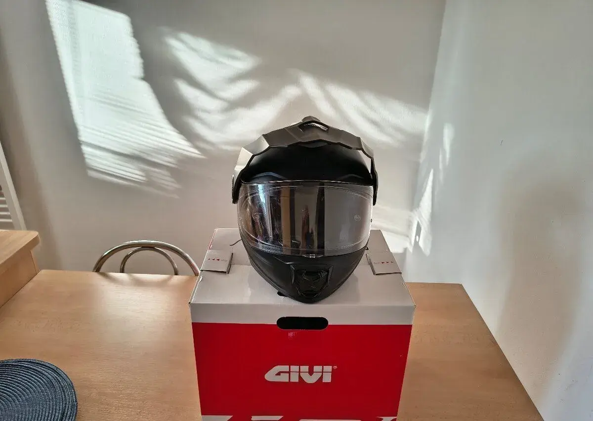 Prilbu GIVI X.27 TOURER SOLID MATT BLACK XXL:63 cm