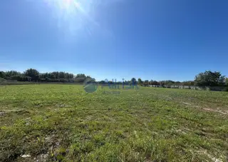 Pozemok 15000m2 vhodný na podnikateľské účely na prenájom