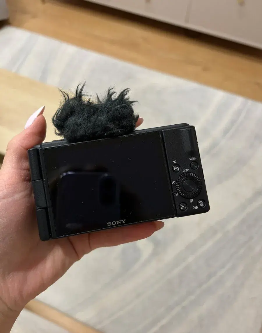 FOTOAPARÁT SONY - ZV - 1F