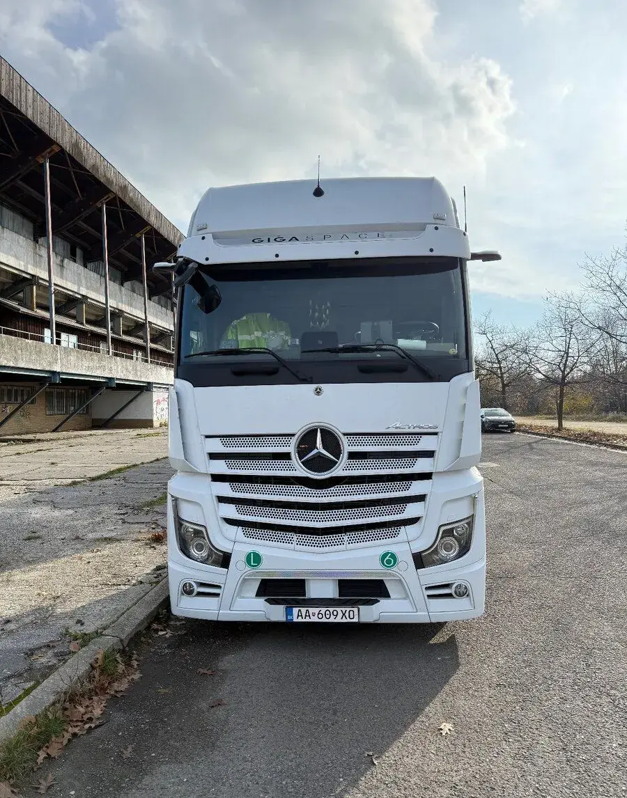 PRENÁJOM - Mercedes Actros tahač + náves