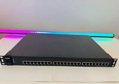 L3 Switch Zyxel XGS-4526 24x Gbps ports + 4x Gbic ports
