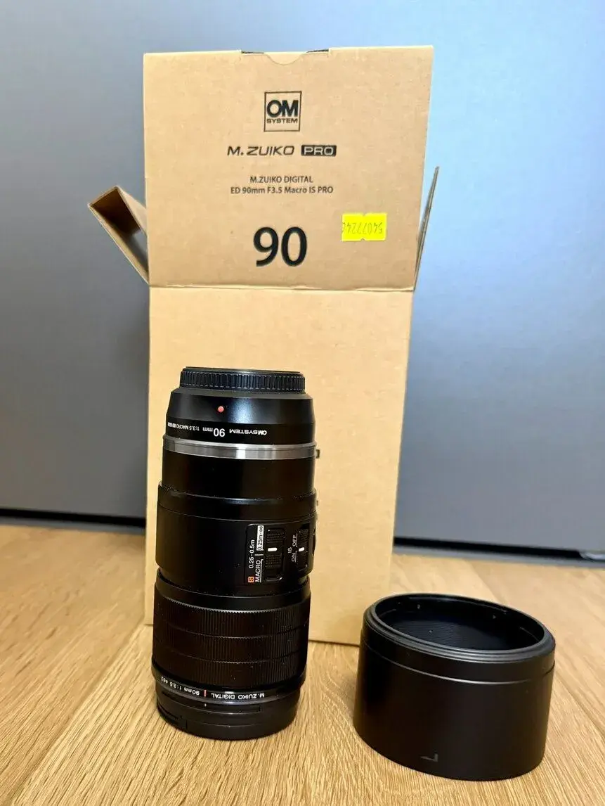 Olympus OM System M.ZUIKO 90 mm f/3,5 Macro IS PRO
