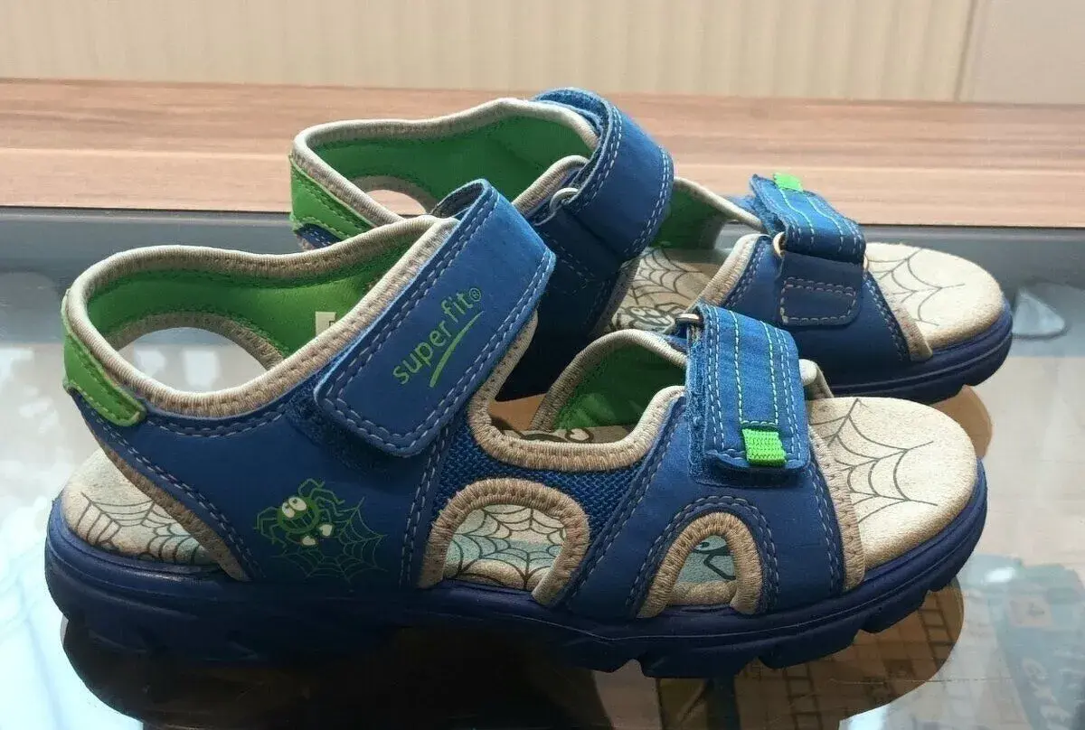 Sandálky Superfit v. 34