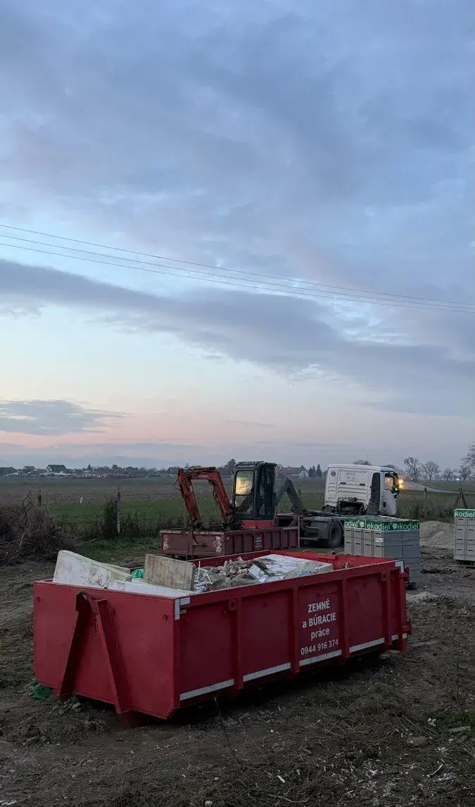 Kontajnery na odpad, Zemne a Demolačné práce
