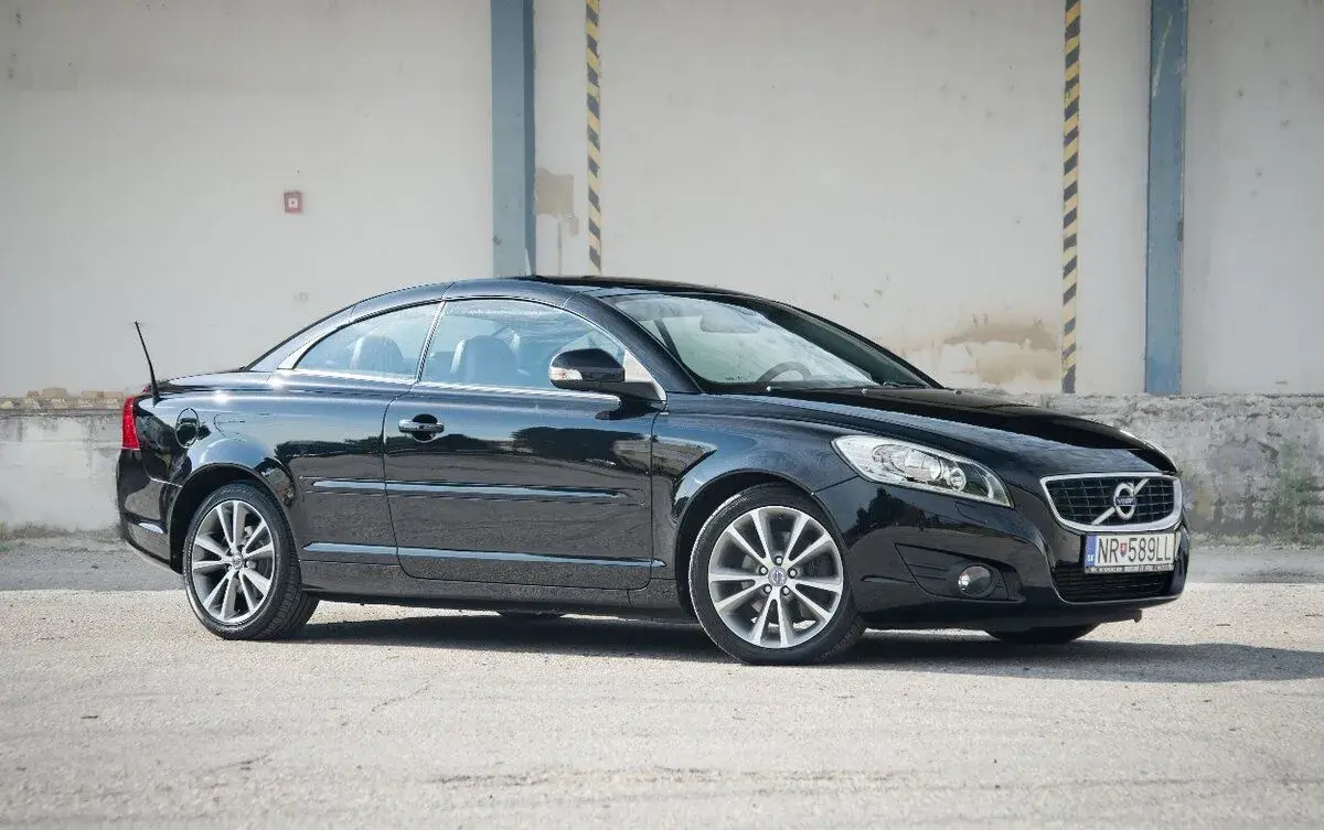 Volvo C70 – 2011, 115 000 km