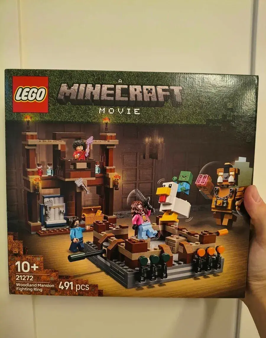 Neotvorene LEGO Minecraft 21272 - vhodne ako darcek