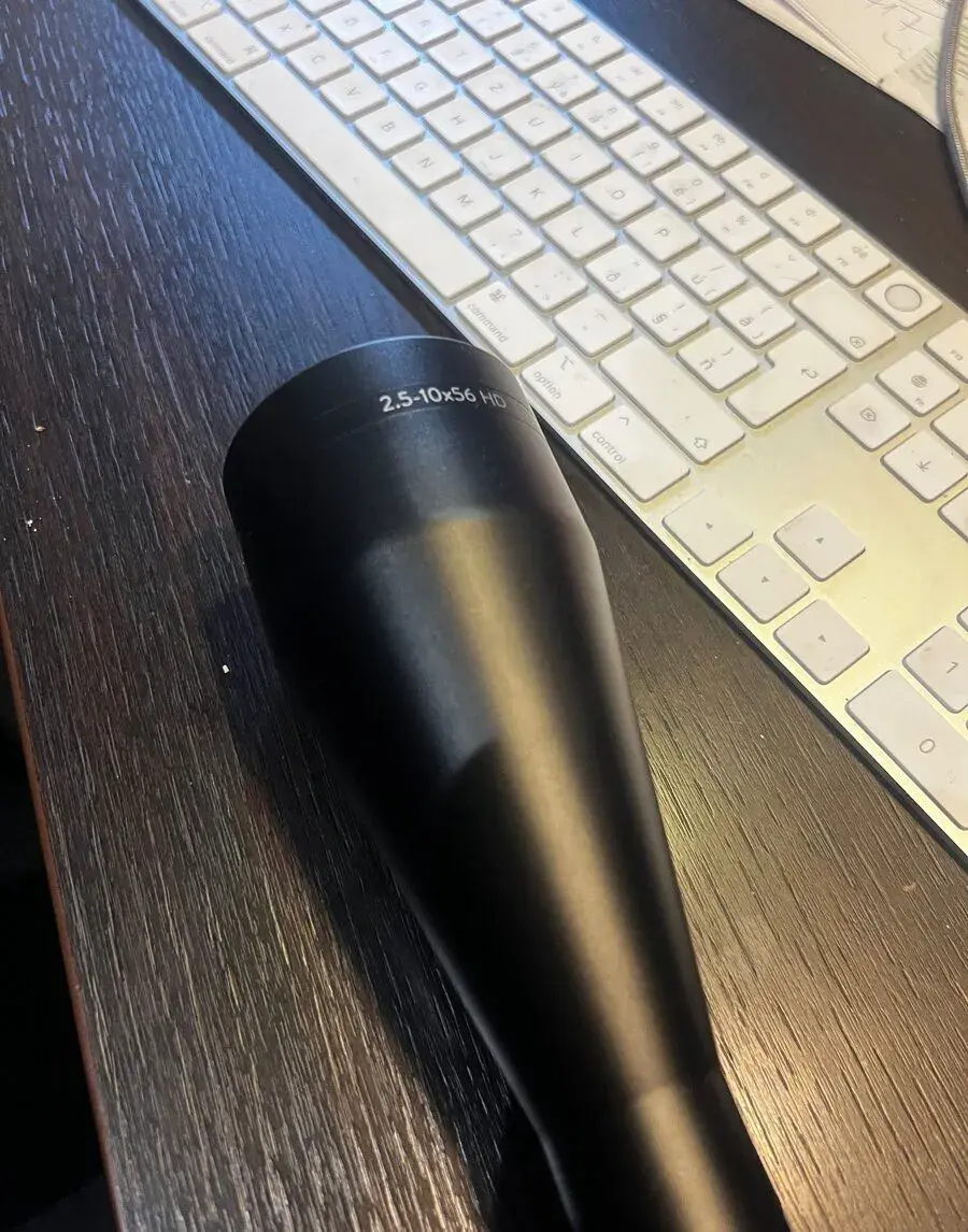 Puškohľad Delta Optical Titanium 2,5–10×56 HD