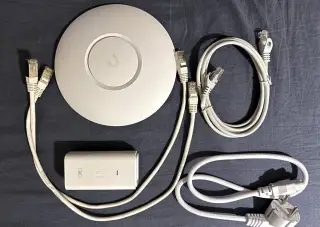 Ubiquiti UniFi AC Lite (UAP-AC-LITE) Wi-Fi AP + PoE