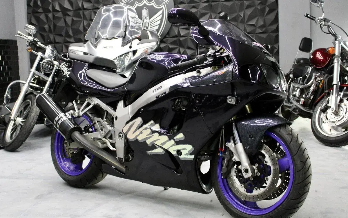 Kawasaki Ninja ZX-7R