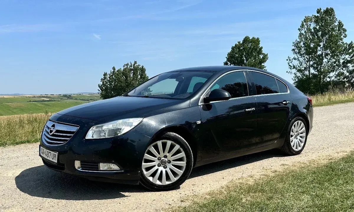 Opel Insignia – 2027, 100 km