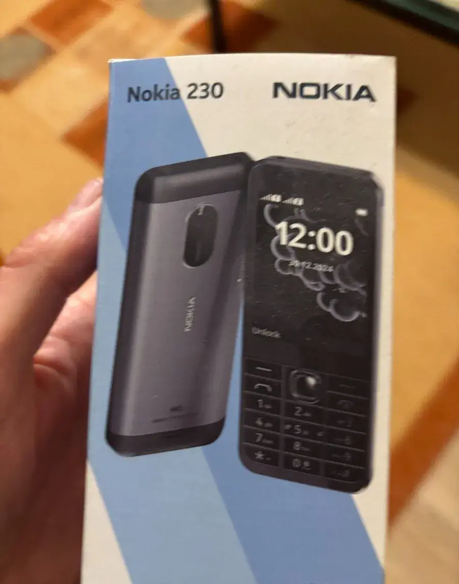 Mobil Nokia 230
