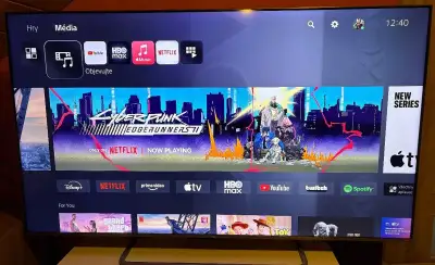 TCL 65C728
