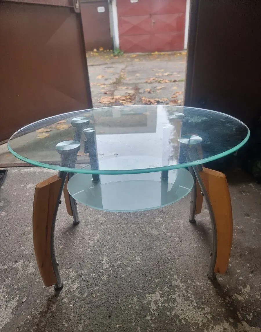 Konferenčný stolík