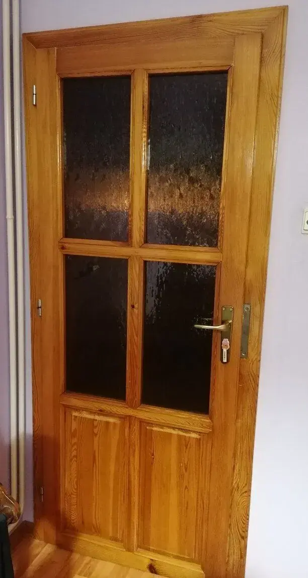 Interiérové masívne dvere
