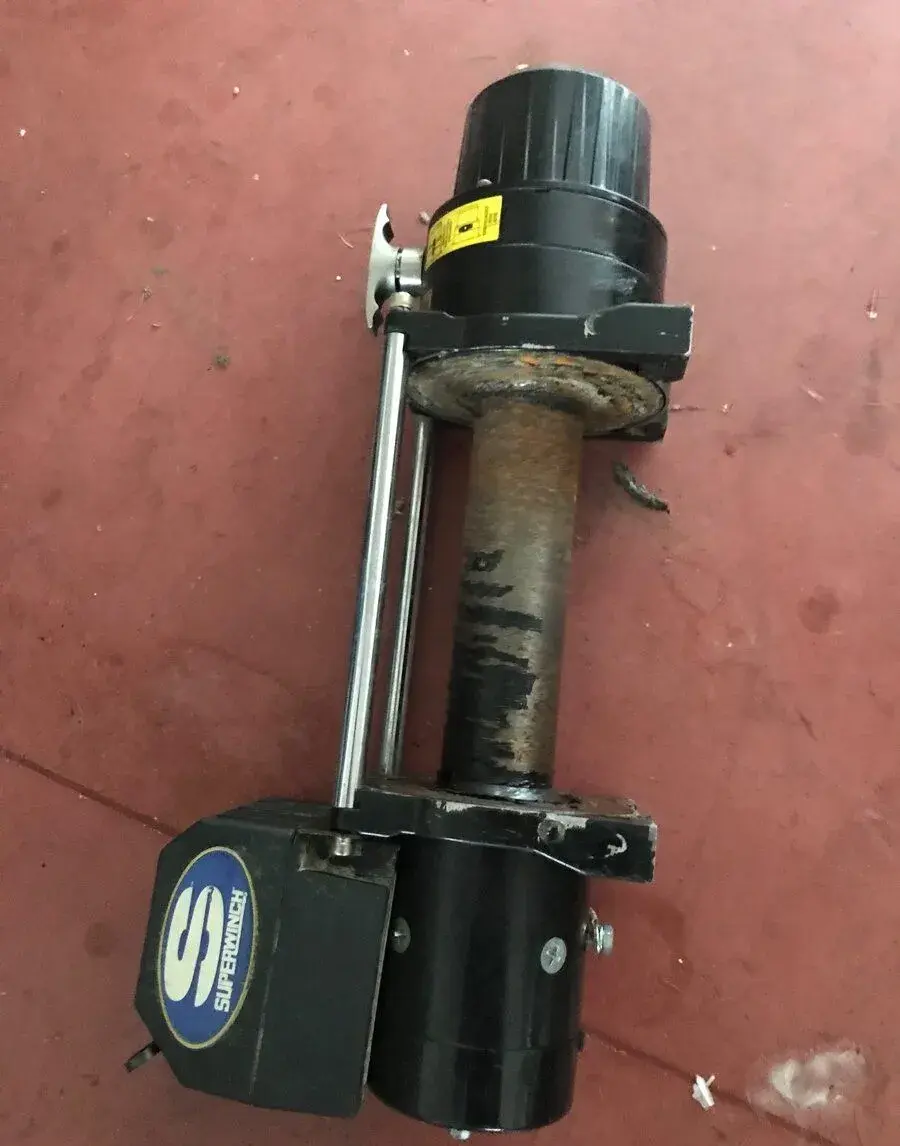 Navijak Superwinch EP9 24V