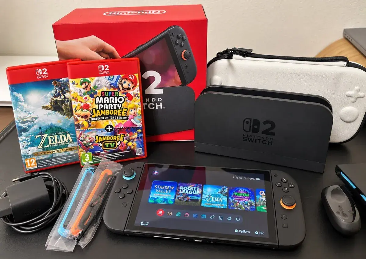 Nintendo Switch 2 + 2 hry + biely obal Tomtoc
