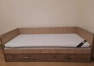 Posteľ so zdravotným matracom