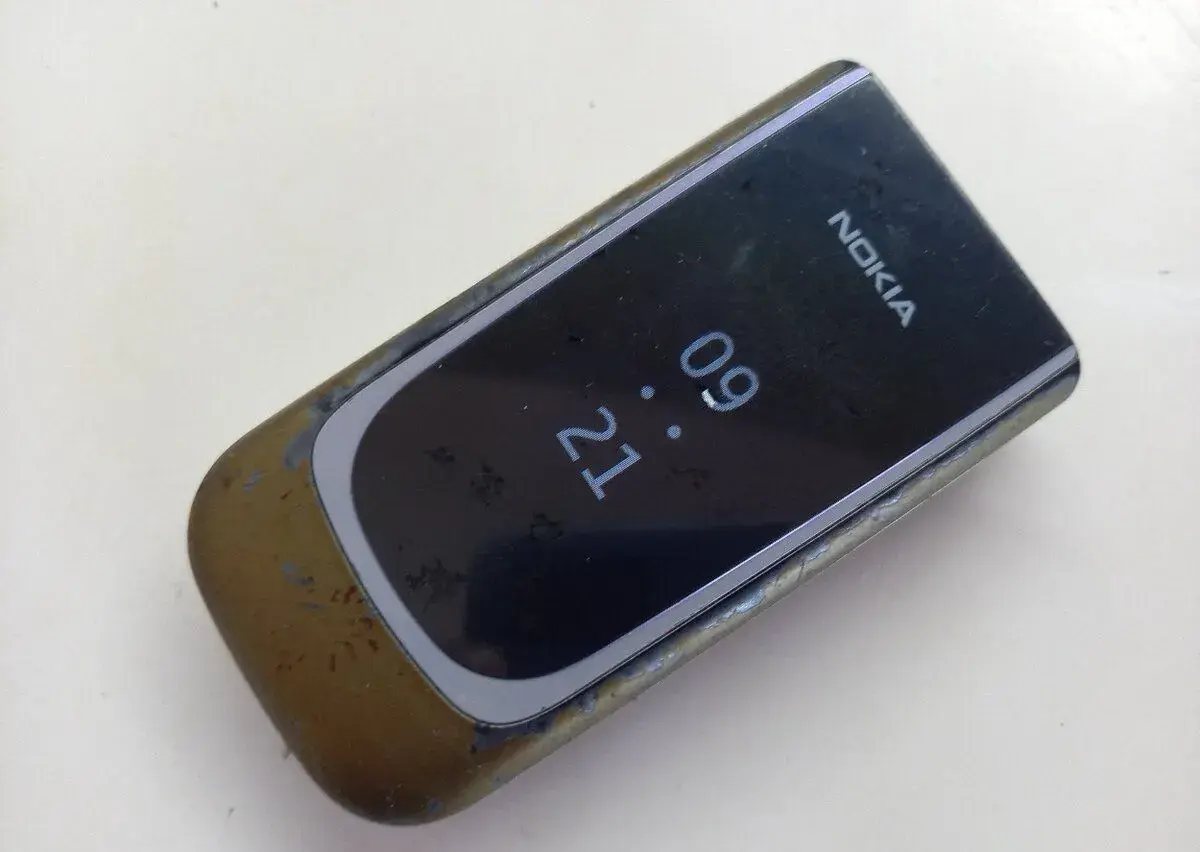 NOKIA 7020