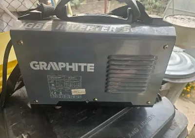Zvaraci invertor
