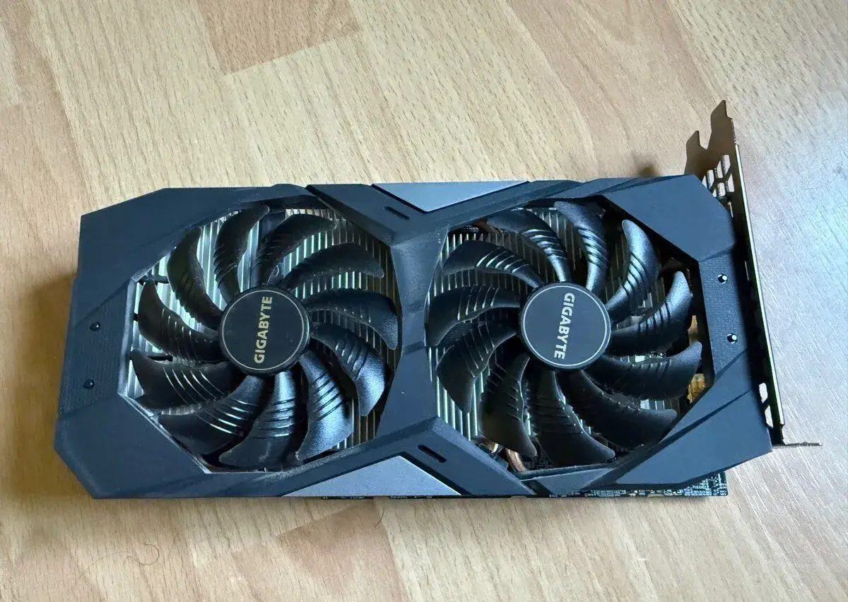 Grafická karta gigabyte GeForce RTX 2060