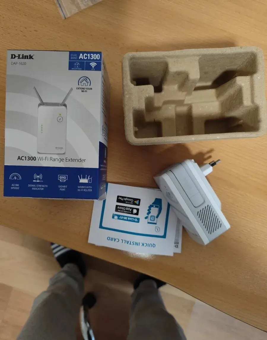 Extender - D-Link - DAP 1620 - AC Wi-Fi Range Exte.