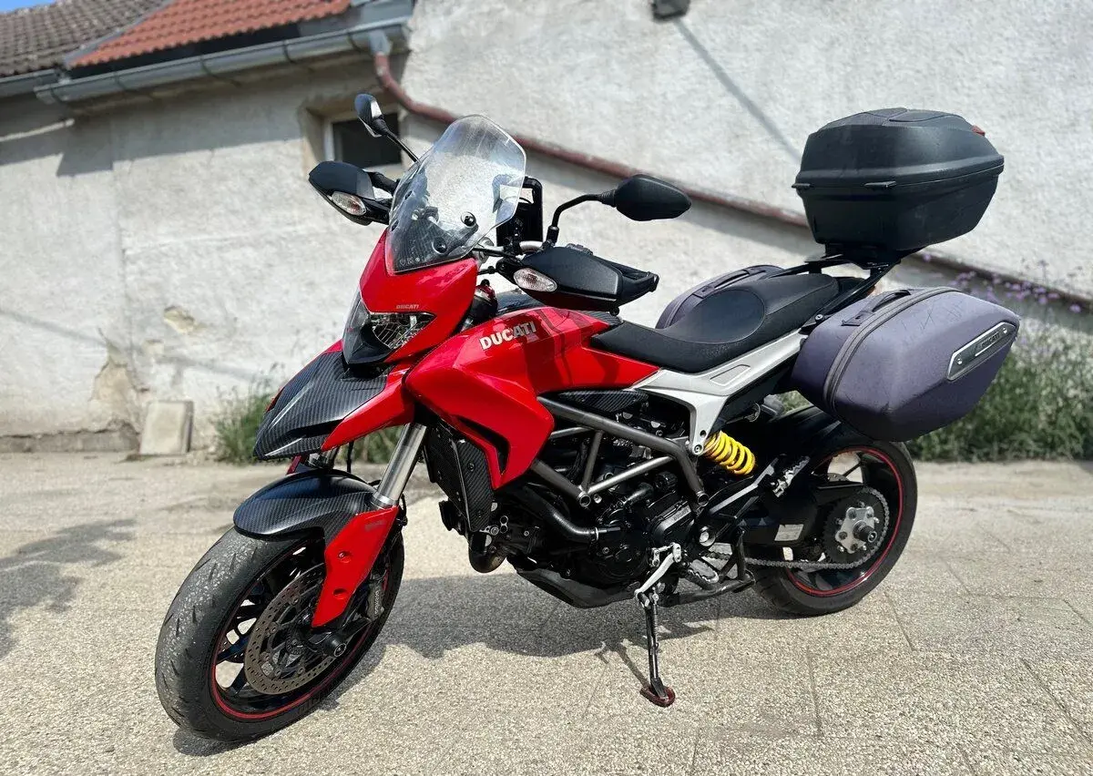 DUCATI HYPERSTRADA/Hypermotard 821 2013