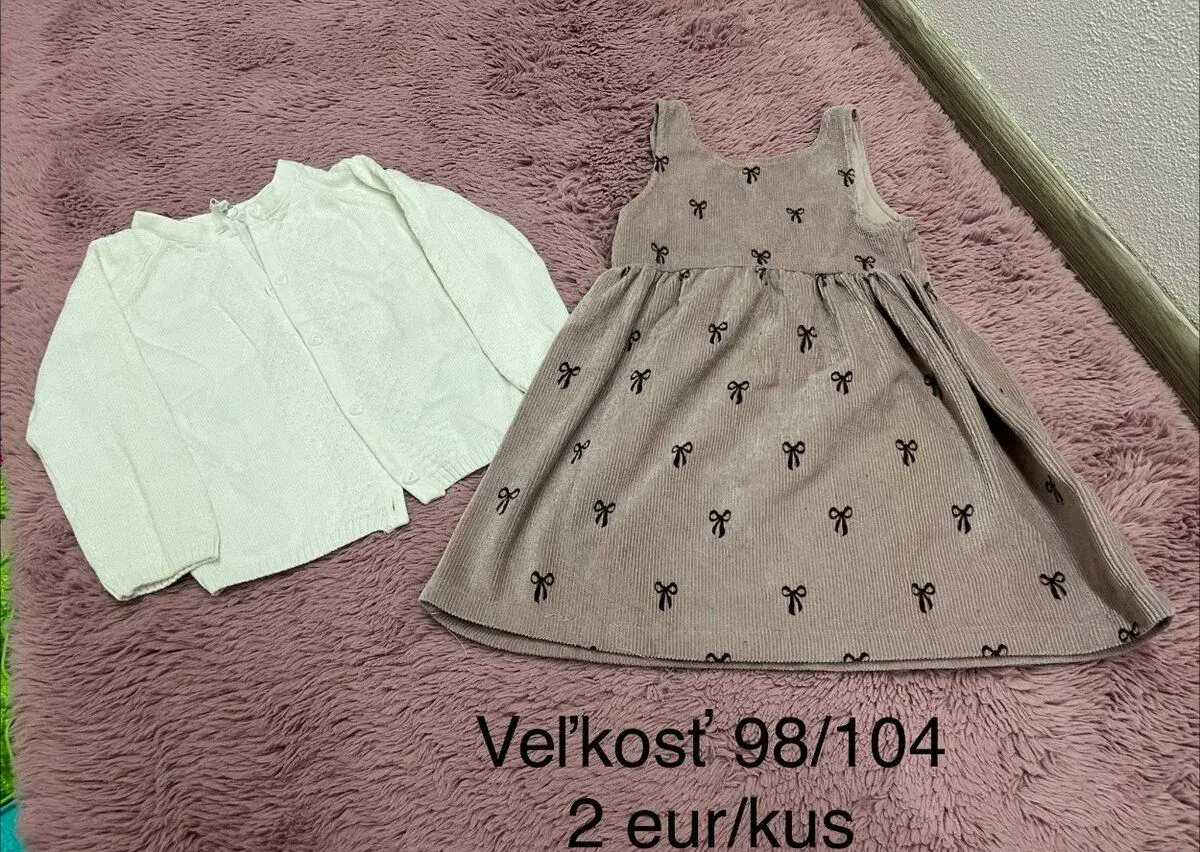 Oblečenie pre dievčatko veľkosť 98/104