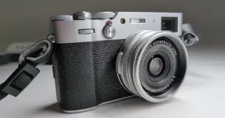 Fujifilm X100V Silver + Tiffen Black Pro Mist