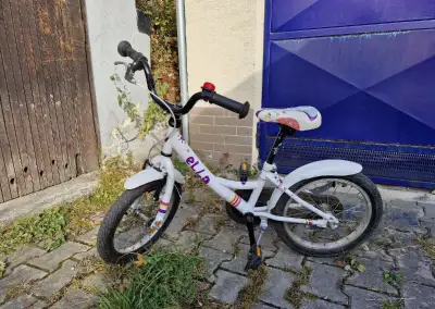 Dievčenský bycikel