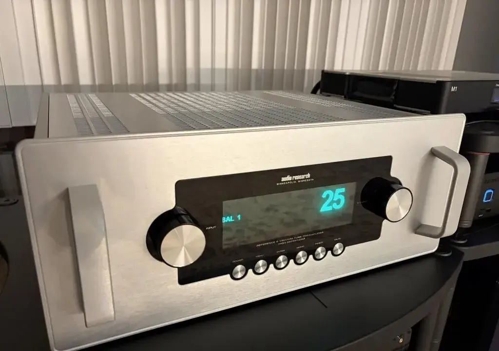 Predzosilňovač Audio Research 6SE