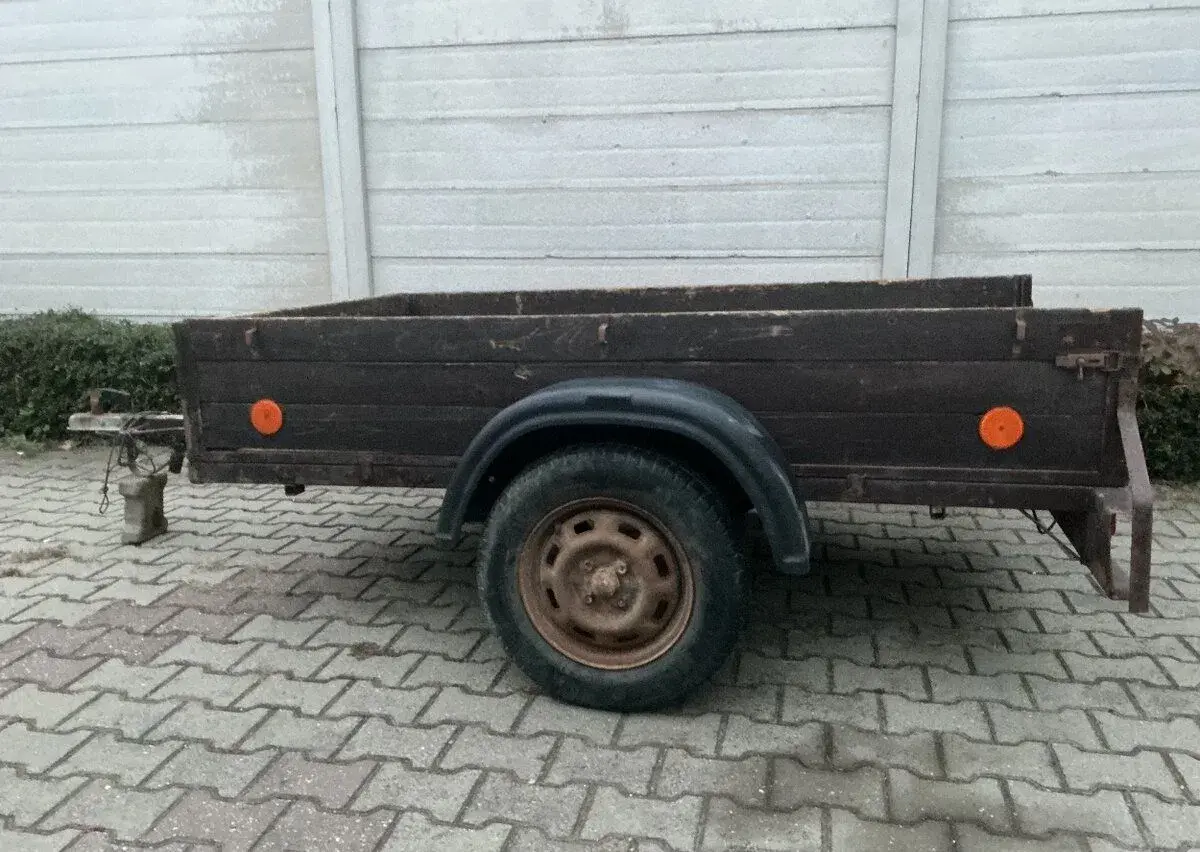 PRIVESNÝ VOZÍK