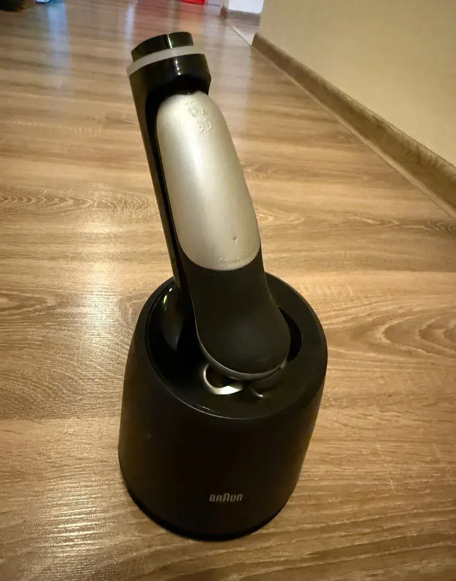 Na predaj holiaci strojček Braun S7 FLEX 360 + čist. stanica