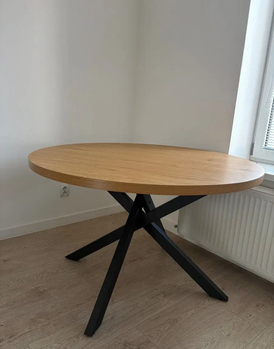 Jedálenský stôl NORTOFT